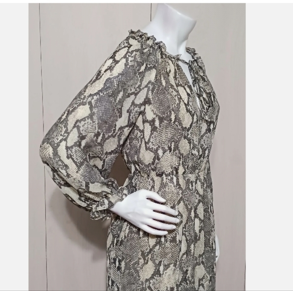 Zara Snake Print Midi Dress Size XS ( No Belt.) - Picture 5 of 9